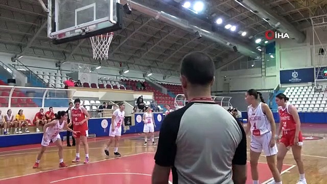 L'équipe nationale féminine de basket-ball U20 s'est inclinée face au Monténégro