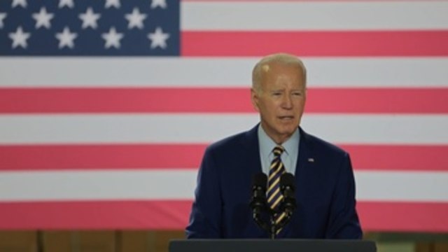 Biden visita el estado republicano de Carolina del Sur para defender sus planes económicos