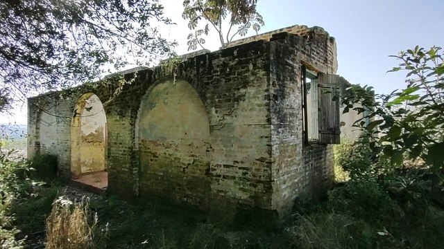 MEU AMIGO CONTOU QUE ESSE LUGAR É MAL-ASSOMBRADO