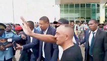 Mbappé visita Camarões, país de seu pai