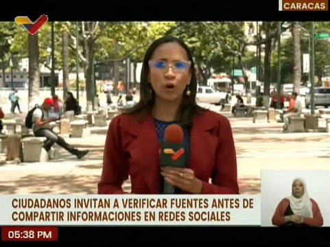 Ciudadanos caraqueños expresan su opinión sobre las RRSS como principal medio de comunicación