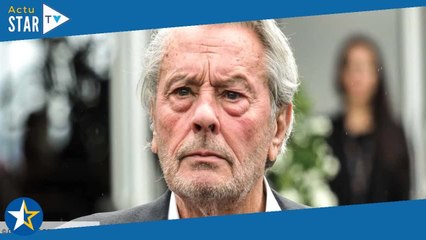 Alain Delon : la police intervient après une dispute à son domicile, Hiromi transportée à l'hôpital