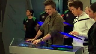 Lab Rats S04E13 One of Us
