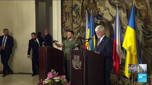 Zelensky en Turquie à la veille du 500e jour de l'invasion russe de l'Ukraine