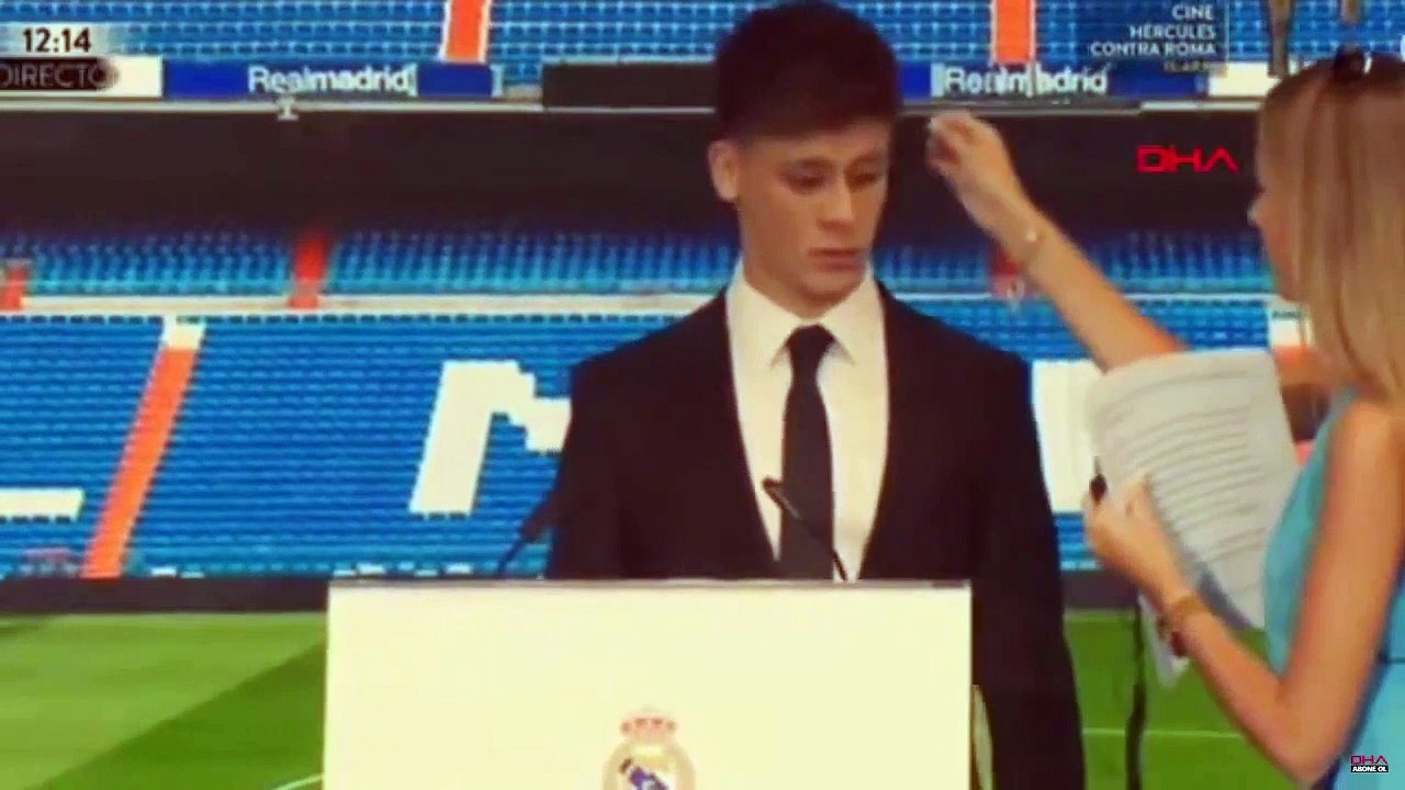 Dernière Minute： Arda Güler est officiellement au Real Madrid ! Voici les images de la cérémonie de signature historique