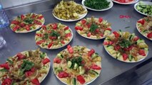 Des échantillons de cuisine Hatay ont été présentés aux victimes du tremblement de terre