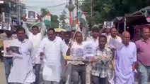 समस्तीपुर: कांग्रेस कार्यकर्ताओं ने निकला विरोध प्रदर्शन, PM का पुतला फूंक जताया विरोध