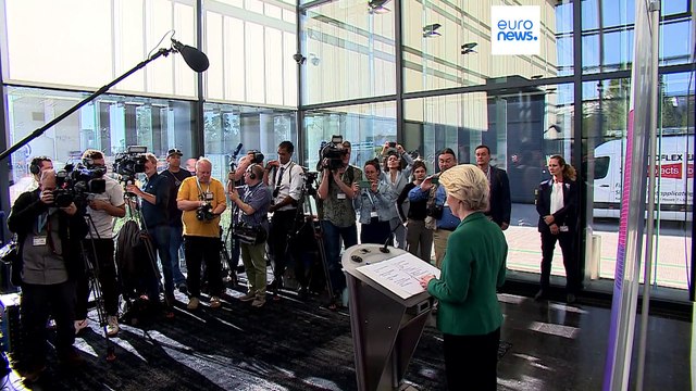 Ursula von der Leyen visita un centro de microchips pero no se pronuncia sobre las nuevas restricciones chinas