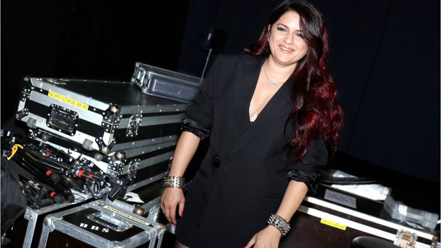 GALA VIDÉO - Larusso, émue, évoque ses débuts auprès de Johnny Hallyday : “J’ai tellement appris avec lui”