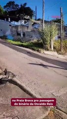 Casas desapropriadas pra construção do binário da Osvaldo Reis viram depósito de lixo