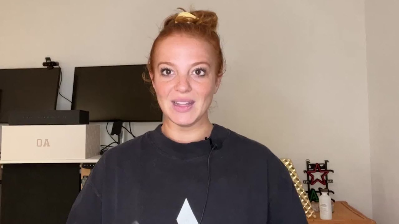 Kim Cattrall Makes Shocking Return As Samantha Jones In Season 2 Of ‘And Just Like That’