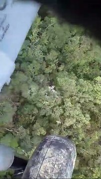 Imagens mostram destroços do avião de Umuarama que caiu na Serra do Mar