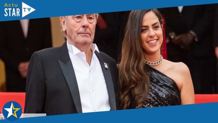 “Merci pour ton soutien sans faille” : Anouchka Delon remercie un proche de la famille d’avoir pris