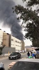 Incendio en almácen en SJL.