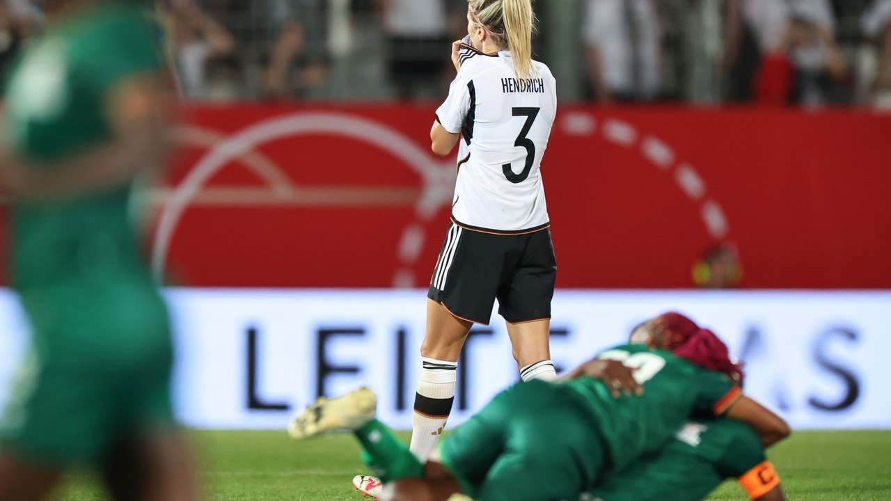 'Deutsche Schwächen gnadenlos entlarvt': Sambia-Fans feiern vor dem Stadion