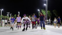 Grupo de Patinadores de Fortaleza se reúne na Beira-mar toda semana