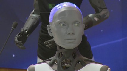 Intelligence artificielle : les humanoïdes prêts à gouverner le monde ?