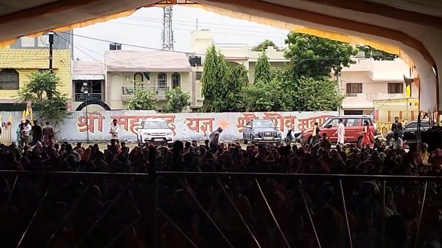 The hail of Har Har Mahadev echoed in Savan, devotees made Parthiv Shi
