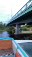 Man on Sightseeing Boat Gets a Lesson in Physics