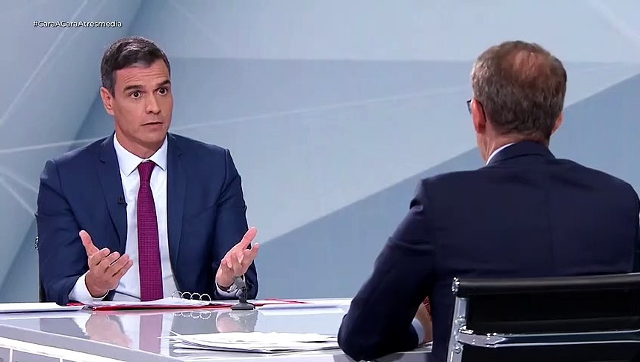 Sánchez se defiende de Feijóo afeándole sus pactos con Abascal: "PP y Vox son lo mismo"