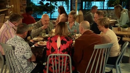 Last Night's Corrie in Under Four Minutes - 10 July 2023