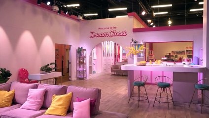 Empoderamiento y muebles rosados: un día en el "Mundo de Barbie"