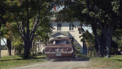 Les êtres chers | movie | 2015 | Official Trailer