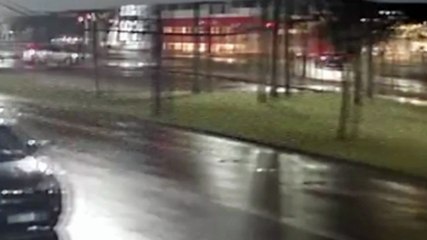 Por outro ângulo: veja momento da colisão entre Corolla Cross e SW4