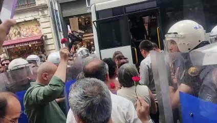 Cumartesi Anneleri yine gözaltına alındı!