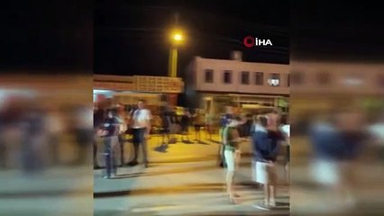 Muğla'da iki katlı bina alevlere teslim oldu