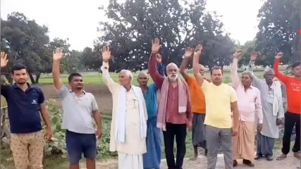 चन्दौली: सरकार से बेहद नाराज हैं यहां के किसान, किया उग्र प्रदर्शन