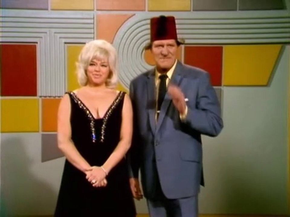 It's Tommy Cooper (1970) S01E00 - Christmas Special (1969)  - Diana Dors