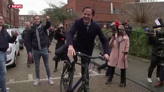 Pays-Bas : démission du Premier Ministre