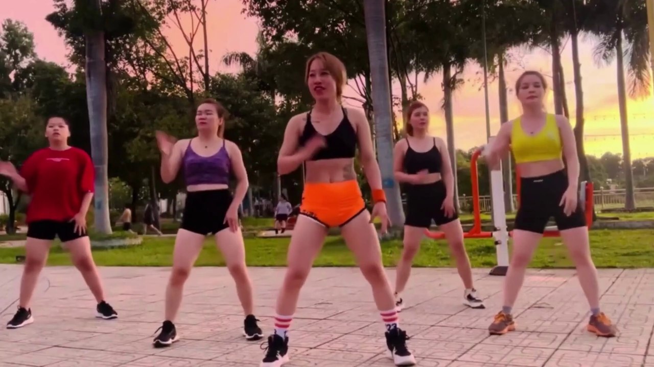 Thể Dục Aerobic Giảm Mỡ Bụng Đơn Giản Hiệu Quả chỉ 20 phút Sáng Mỗi Ngày - Chang aerobic (1)