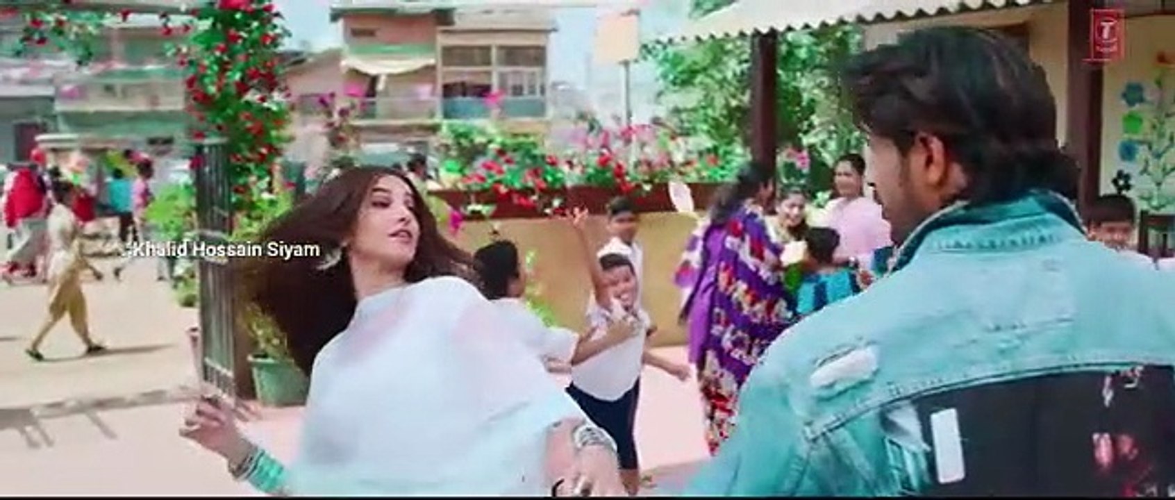 Kinna_Sona_Full_Video___Marjaavaan___Sidharth_M%2C_Tara_S___Meet_Bros%2CJubin_N%2C_Dhvani_Bhanushali(360p)