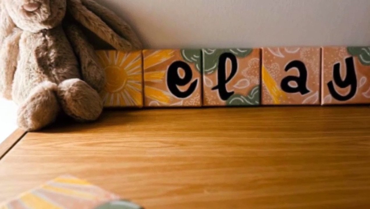 Connaissant l'excitation de la maternité, Aslı Enver a partagé sa première pose en famille