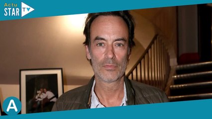 Anthony Delon soutient une victime collatérale de la troublante affaire avec un cliché édifiant : "O