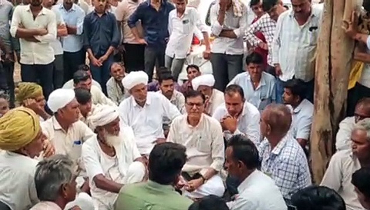 पुलिस एनकाउंटर में मारे गए वांटेड की कार में मि...