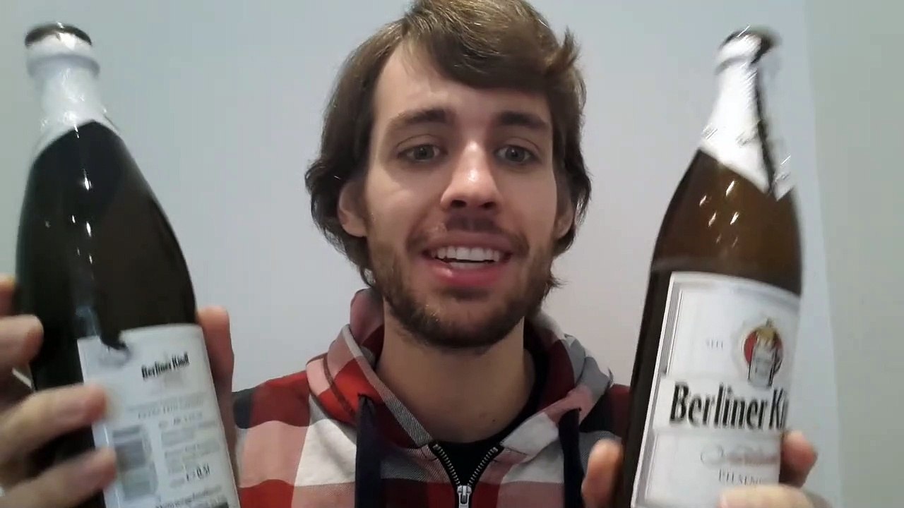 Zwei Bierflaschen #lerneDeutsch #BeginnerGerman #German #ALevel