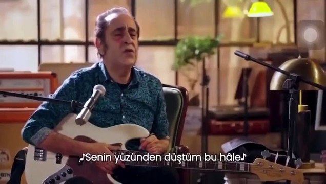 Après la mort d'Özkan Uğur, les moments où il était émotif en chantant sont redevenus à l'ordre du jour.