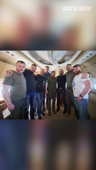 Zelensky Bawa Pulang 5 Komandan Azov dari Turki pada 500 Hari Invasi Rusia