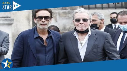 Affaire Alain Delon : les messages émouvants d’Anouchka et d’Anthony à un membre spécial de leur fam