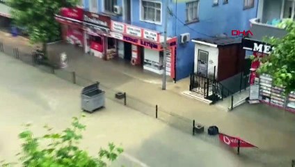 Zonguldak'ta Sağanak Yağış Sonrası Su Taşkınları ve Ulaşım Kapandı