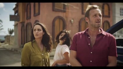 Tiburón negro - Trailer Oficial ©  DeAPlaneta