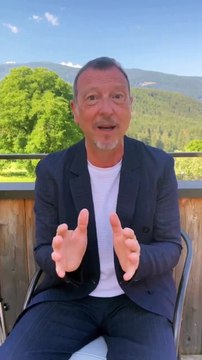 Amadeus presenta le novità di Sanremo al Tg1