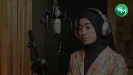 Disana Menanti Disini Menunggu