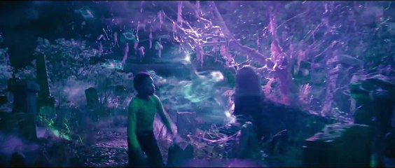 Le manoir hanté Bande-annonce (PL)