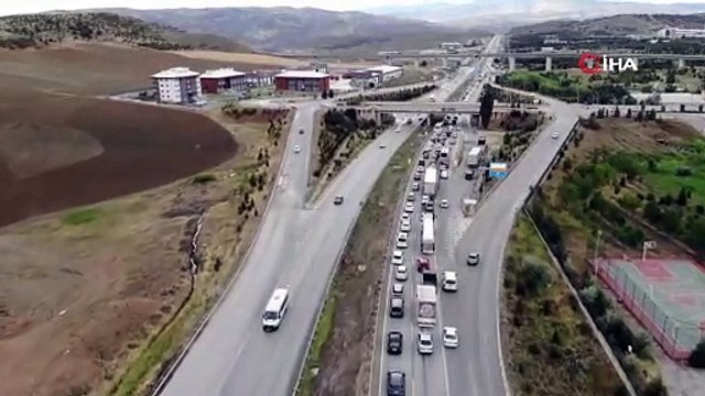 43 ilin geçiş güzergahı yine kilitlendi; kazalar meydana geldi, yaralılar var!