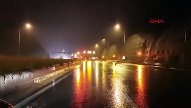 Glissement de terrain sur l'autoroute TEM：Fermeture de la circulation et dommages matériels