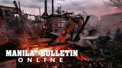 Fire razes houses in a residential area in Parañaque City